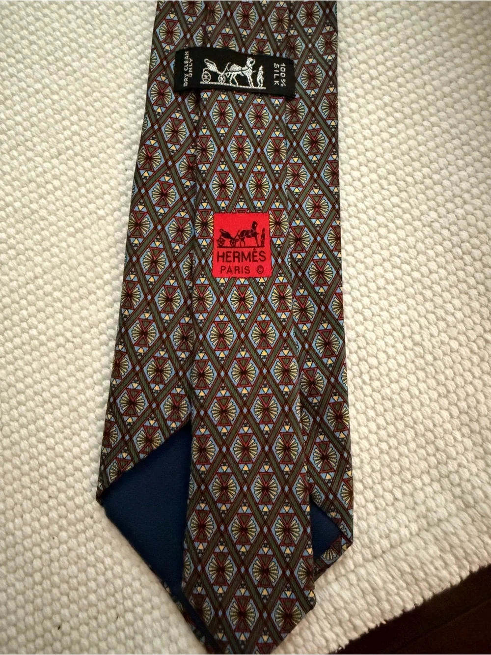Hermès Paris Silk Tie Geometric Starburst Made in France 7869 UA